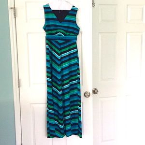 Beautiful slimming Maxi Dress 👗